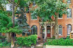 347 1/2 Wellesley Street E, Toronto, ON M4X 1H2