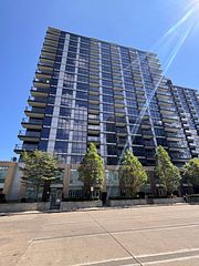 19 Singer Court 206, Toronto, ON M2K 0B2