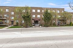 111 Oriole Parkway 202, Toronto, ON M5P 2G9