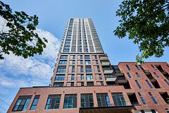 10 Oak Street 1307, Toronto, ON M5A 0Z1