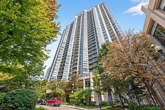 10 Northtown Way 2510, Toronto, ON M2N 7L4