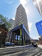 125 Peter Street 3007, Toronto, ON M5V 0M2
