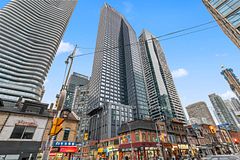 8 Wellesley Street W 1007, Toronto, ON M4Y 0J5