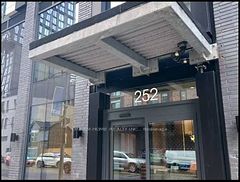 252 Church Street, Toronto, ON M5B 0E6