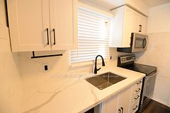 2 Clairtrell Road 1110, Toronto, ON M2N 7H5