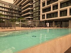 70 Princess Street 1706, Toronto, ON M5A 0X6