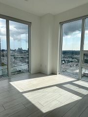 121 McMahon Drive 2112, Toronto, ON M2K 0C2