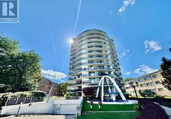 44 Walmer Road 204, Toronto, ON M5R 2X5