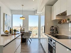 238 Simcoe Street 3709, Toronto, ON M5T 0E2