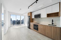 5 Defries Street 2103, Toronto, ON M5A 0W7