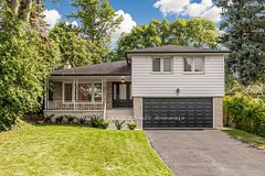 6 Colonnade Road, Toronto, ON M2K 2L5