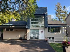 90 Berkinshaw Crescent, Toronto, ON M3B 2T2