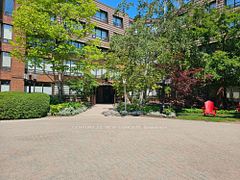 255 The Donway West E 123, Toronto, ON M3B 3M3