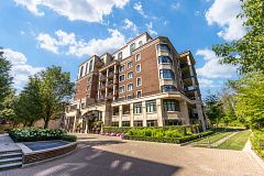 1900 Bayview Avenue 227, Toronto, ON M4G 0A6