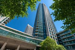 215 Fort York Boulevard 2411, Toronto, ON M5V 4A2