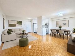 666 Spadina Avenue 2211, Toronto, ON M5S 2H8