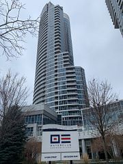 208 Queens Quay N/A W 2805, Toronto, ON M5J 2Y5