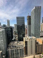 65 Mutual Street 2906, Toronto, ON M5B 0E5