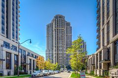 80 Harrison Garden Boulevard 315, Toronto, ON M2N 7E3