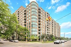 8 Pemberton Avenue 408, Toronto, ON M2M 4K8