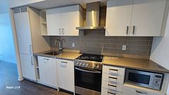 125 Redpath Avenue 1413, Toronto, ON M4S 2J9