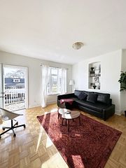 12 Foxley Street N 2nd/3rd, Toronto, ON M6J 1R1