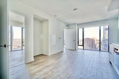 8 Cumberland Street 1608, Toronto, ON M4W 1J5