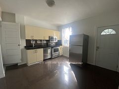 194 Beatrice Street 2, Toronto, ON M6G 3G1