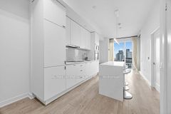 27 Bathurst Street 1811W, Toronto, ON M5V 2P1