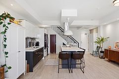 500 Richmond St Street W PH27, Toronto, ON M5V 1Y2