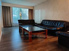 9 Lisburn Crescent upper, Toronto, ON M2J 2Z4