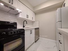 633 Bay Street 1212, Toronto, ON M5G 2G4
