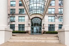 23 Lorraine Drive 318, Toronto, ON M2N 6Z6