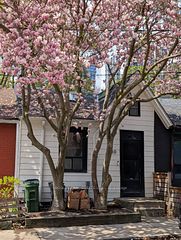 230 Ontario Street, Toronto, ON M5A 2V5