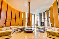 11 Wellesley Street W 608, Toronto, ON M4Y 0G4
