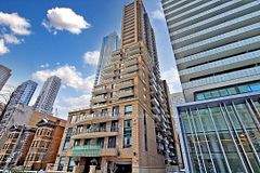 35 Hayden Street 709, Toronto, ON M4Y 3C3