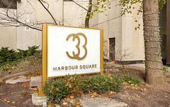 33 Harbour Square 837, Toronto, ON M5J 2G2