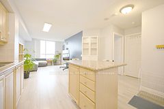 78 Harrison Garden Boulevard 2004, Toronto, ON M2N 7E2