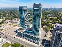 7 Golden Avenue N433, Toronto, ON M6R 2J3