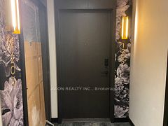 771 Yonge Street 1205, Toronto, ON M4W 0B8