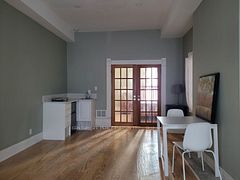 196 Brock Avenue, Toronto, ON M6M 2L6