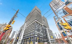 70 Princess Street 2111 E, Toronto, ON M5A 0X6