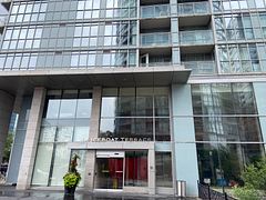15 Iceboat Terrace 338, Toronto, ON M5V 4A5