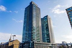 6 Sonic Way 1501, Toronto, ON M3C 0P1