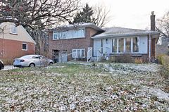 43 Churchill Avenue, Toronto, ON M6J 2B5