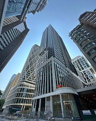 238 simcoe Street 1706, Toronto, ON M5T 0E2