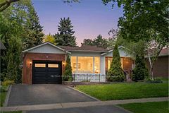 8 Meadowglade Crescent, Toronto, ON M2J 1C7