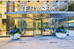 10 York Street 6212, Toronto, ON M5J 2Z2