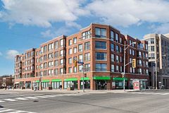 500 Glencairn Avenue 303, Toronto, ON M6B 1Z1