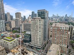 155 Yorkville Avenue 704, Toronto, ON M5R 0B4